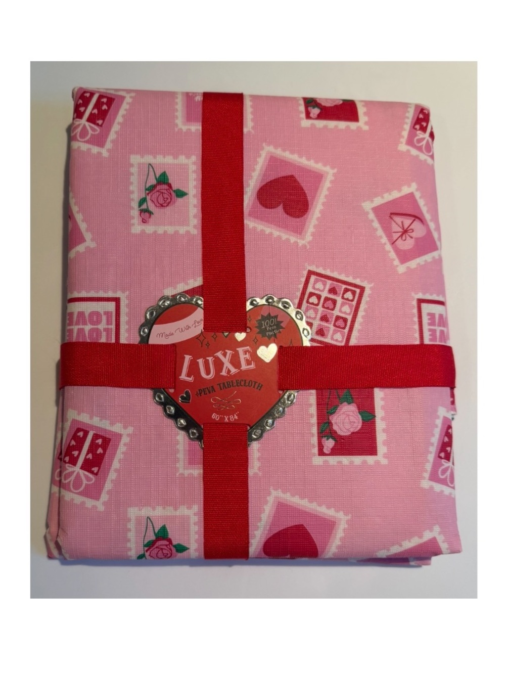 Luxe nwt Pink Heart & Rose Stamp tablecloth with Red Ribbon Accent valentines